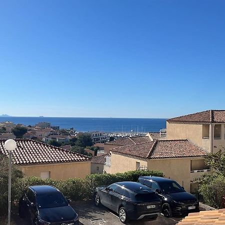 Studio Vue Mer Avec Piscine Et Terrain De Tennis Sausset-les-Pins Kültér fotó